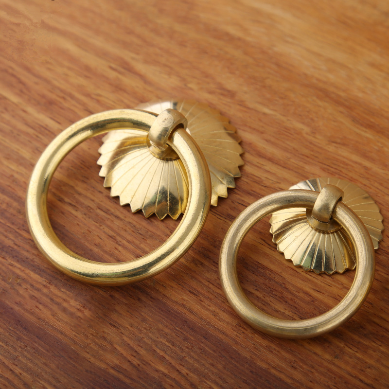 Vintage Brass Cabinet Ring Kno - Furniture Joint Hardware recensione e prezzo