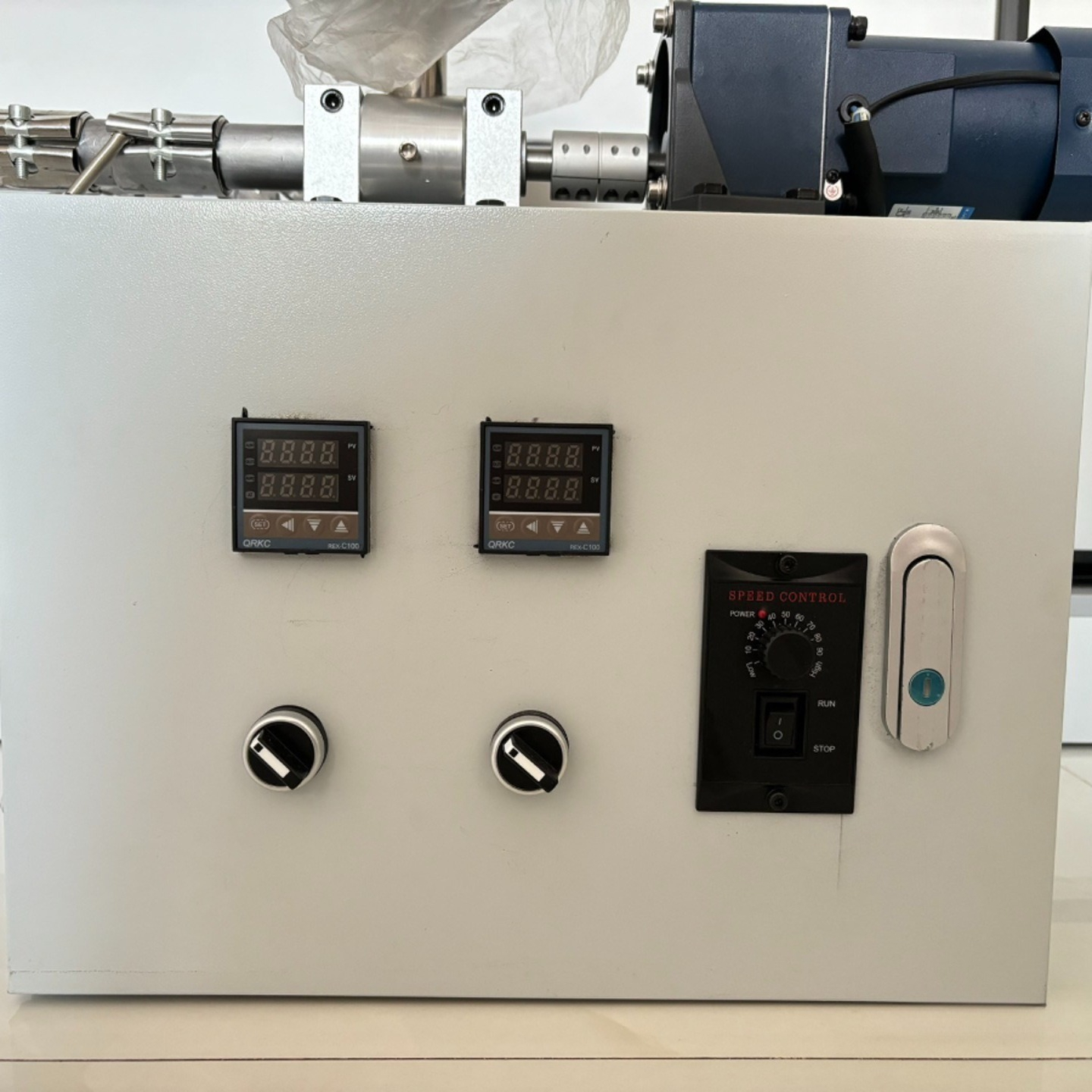 Micro Plastic Extruder Compoun - Furniture Screw Type recensione e prezzo