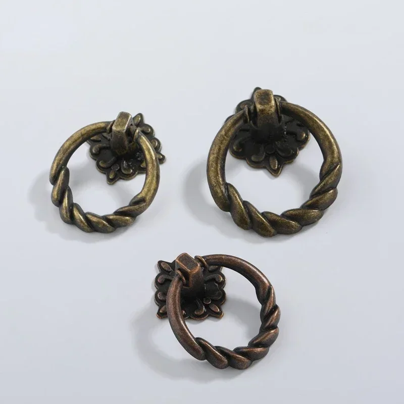 4pcs Creative Small Wardrobe H - Furniture Hardware Drop Pulls recensione e prezzo