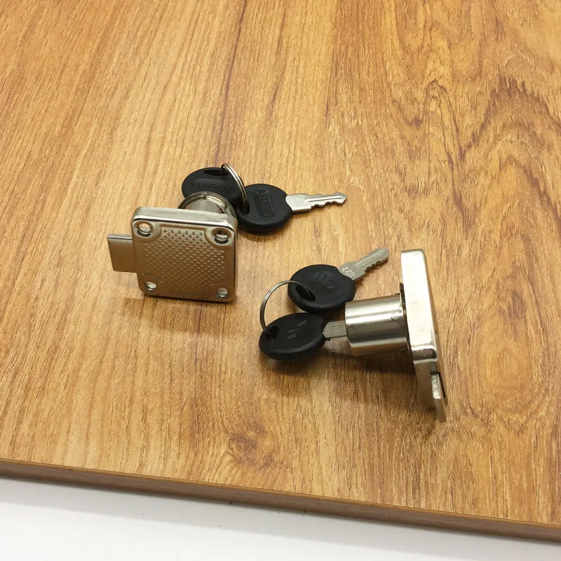 136 138-22mm Lock Core Desk Dr - Furniture Hardware Cam Lock recensione e prezzo